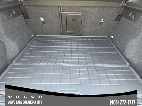 Certified 2024 Volvo XC40 B5 Ultimate w/ Protection Package Premier AWD/4WD image 26