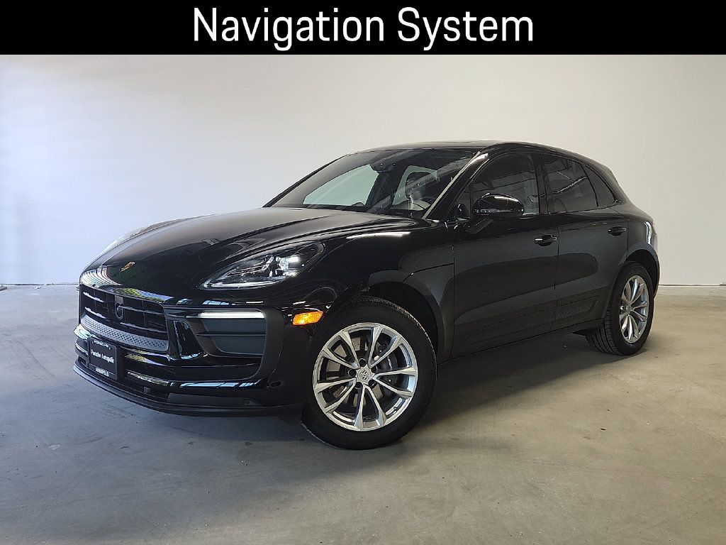 Certified 2026 Porsche Macan AWD/4WD image 1