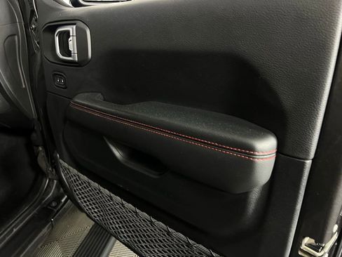 Used 2021 Jeep Gladiator Rubicon image 34