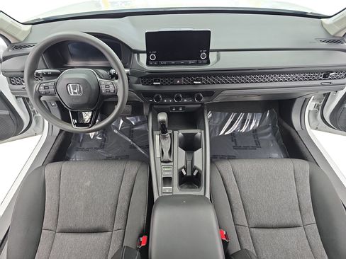 Used 2024 Honda Accord EX image 9