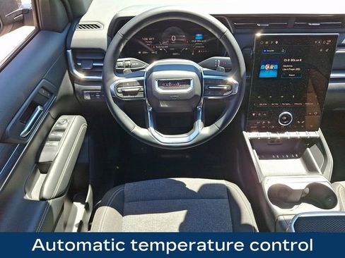 Used 2025 GMC Terrain Elevation AWD/4WD image 3