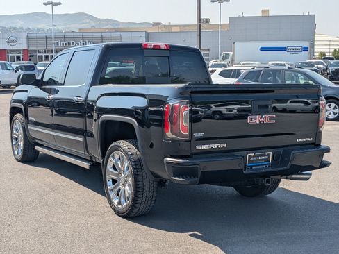 Used 2017 GMC Sierra 1500 Denali w/ Denali Ultimate Package AWD/4WD image 3