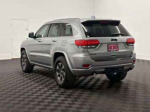 Used 2014 Jeep Grand Cherokee Altitude AWD/4WD image 3