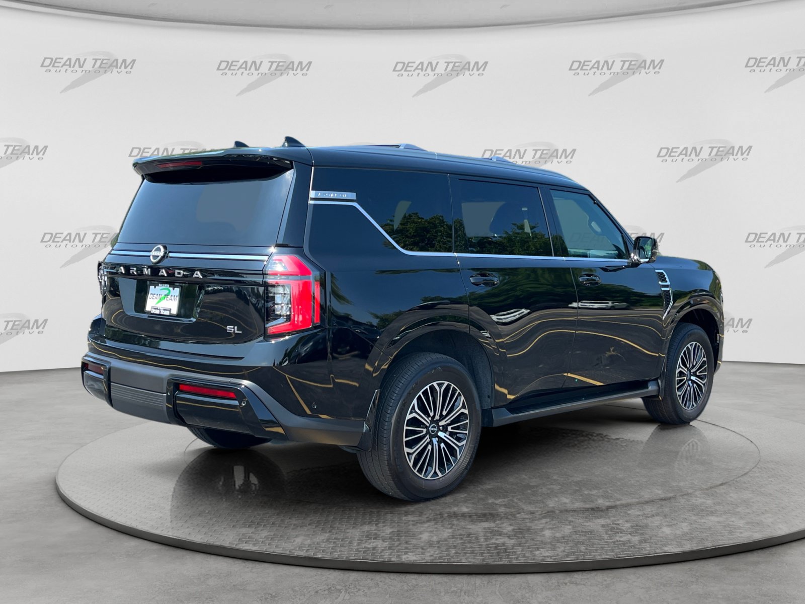 Used 2025 Nissan Armada SL w/ Captain's Chari Seat Package AWD/4WD image 8