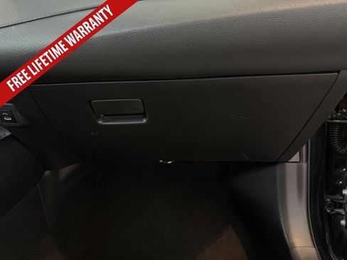 Used 2023 Toyota Corolla LE FWD image 33