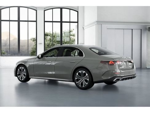 New 2026 Mercedes-Benz E 450 4MATIC Sedan image 30