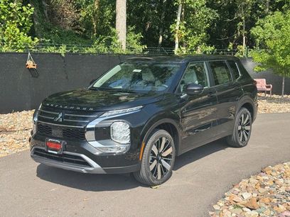 New 2025 Mitsubishi Outlander SE