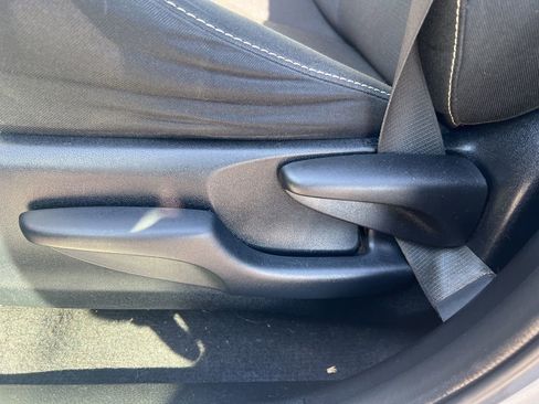 Used 2018 Toyota RAV4 XLE image 10