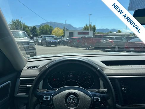 Used 2019 Volkswagen Atlas SE w/ Towing Package AWD/4WD image 20