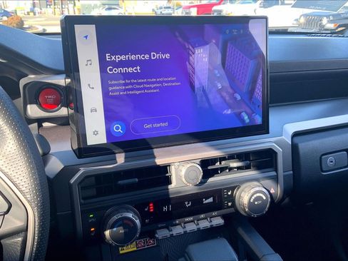 Used 2025 Toyota 4Runner TRD Off-Road Premium image 8