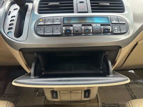 Used 2010 Honda Odyssey EX-L image 26