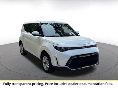 Used 2025 Kia Soul LX w/ LX Technology Package