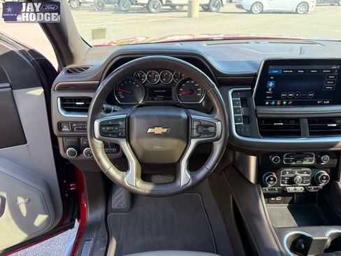 Used 2021 Chevrolet Tahoe LT w/ LT Signature Package image 16