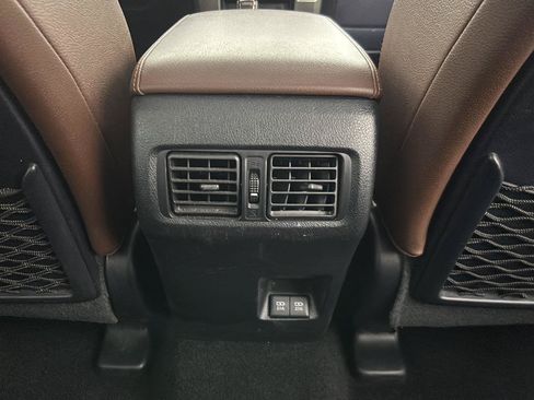 Used 2022 Toyota 4Runner Limited AWD/4WD image 15