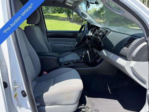 Used 2012 Toyota Tacoma 4x4 Double Cab w/ Convenience Pkg image 11
