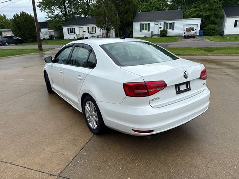 Used 2015 Volkswagen Jetta TDI S w/ Welcome Package FWD image 8