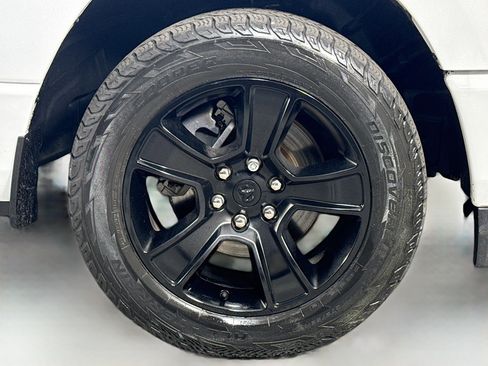 Used 2021 RAM 1500 Big Horn image 32