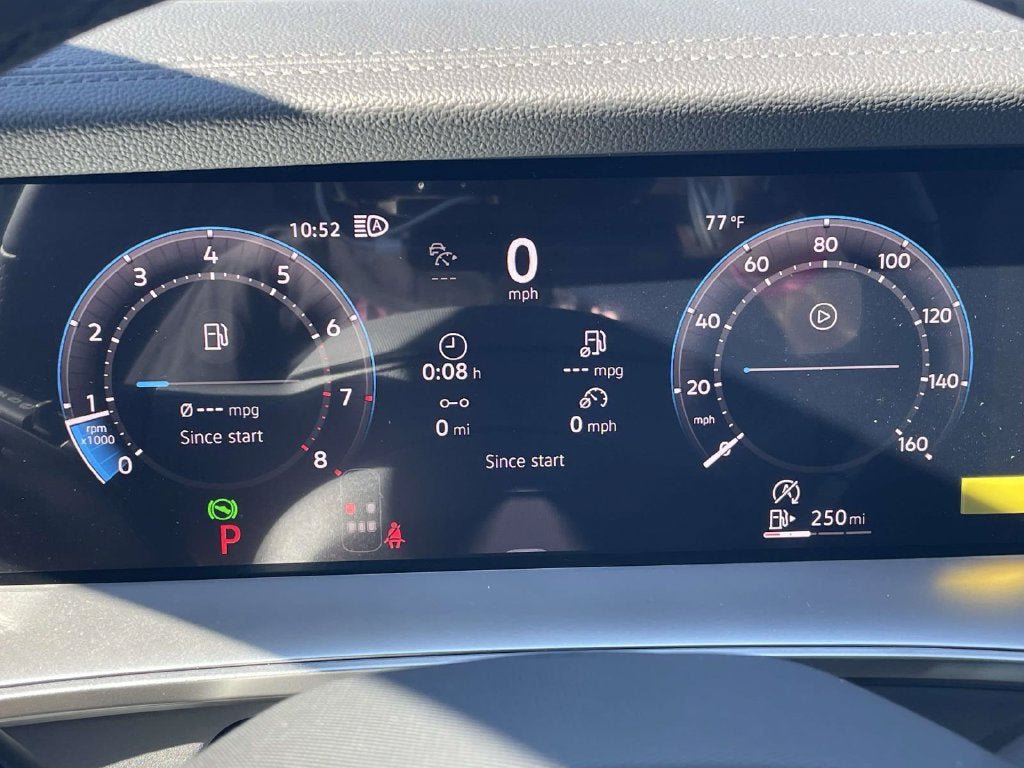 New 2026 Volkswagen Tiguan SE R-Line FWD image 19