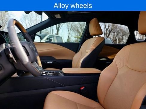 Used 2025 Lexus RX 350 Premium w/ Convenience Package image 18