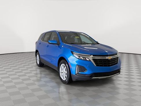 Certified 2024 Chevrolet Equinox LT w/ LPO, Floor Liner Package FWD image 2