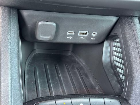 Used 2023 Chevrolet TrailBlazer LT w/ Convenience Package image 28