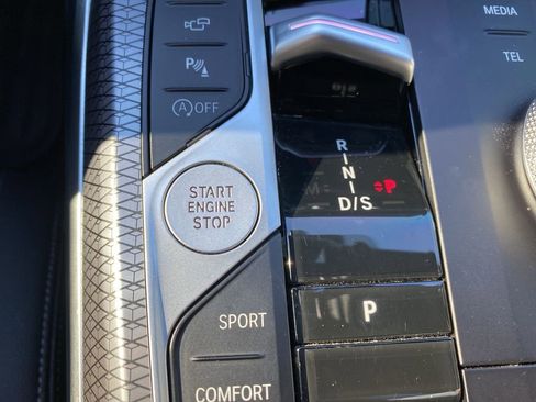 Used 2024 BMW 330i 330i w/ M Sport Package image 17