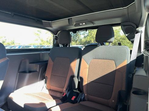 Used 2022 Ford Bronco Outer Banks image 13