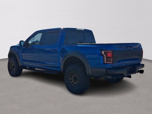 Certified 2019 Ford F150 Raptor w/ Equipment Group 802A Luxury image 4