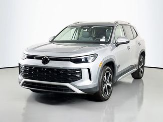 New 2025 Volkswagen Tiguan SE video 3