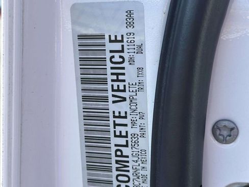 Used 2018 RAM 5500 Tradesman w/ Chrome Appearance Group image 26