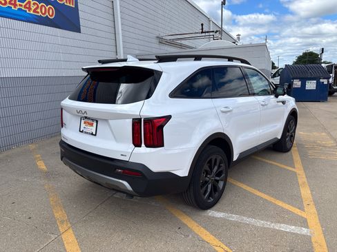Used 2023 Kia Sorento SX Prestige AWD/4WD image 3