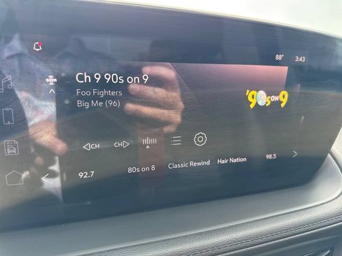Used 2024 Buick Encore GX Sport Touring AWD/4WD image 20