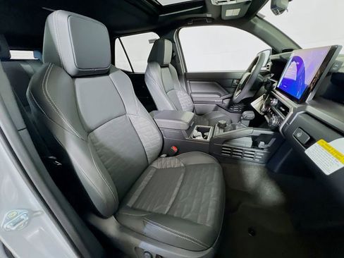 New 2026 Toyota 4Runner TRD Off-Road Premium AWD/4WD image 22