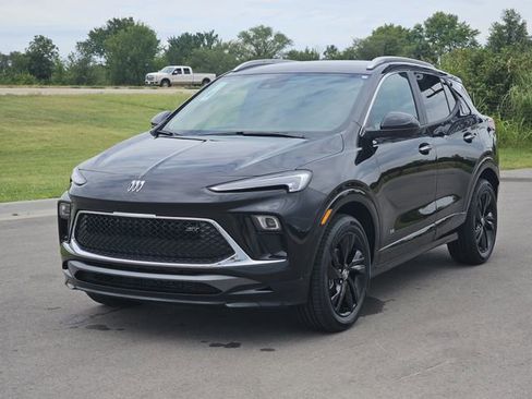 New 2026 Buick Encore GX Sport Touring w/ Comfort Package image 2