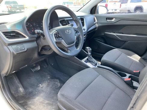 Used 2018 Hyundai Accent SE FWD image 14