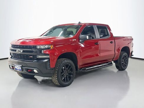 Used 2019 Chevrolet Silverado 1500 LT Trail Boss image 3