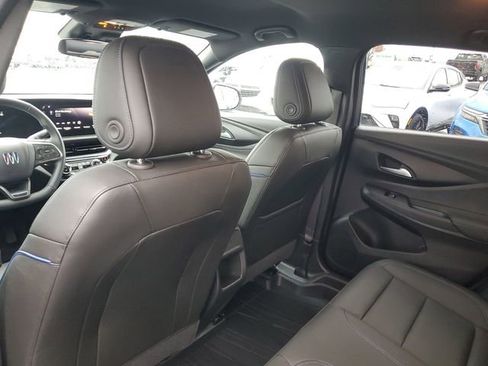 Certified 2024 Buick Envista Sport Touring w/ Convenience I Package image 10