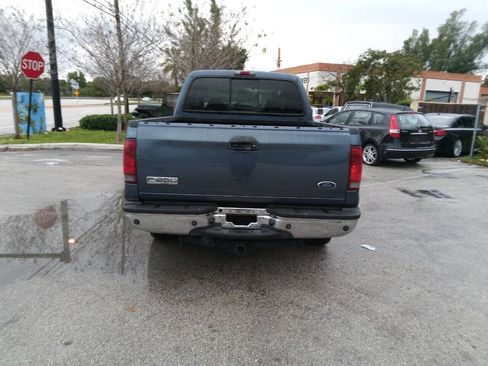 Used 2006 Ford F250 Lariat image 4