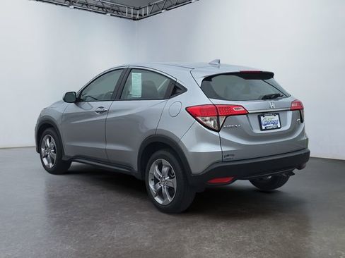 Used 2019 Honda HR-V LX image 3