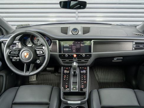 New 2026 Porsche Macan GTS AWD/4WD image 6