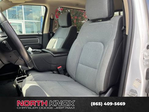 Used 2020 RAM 1500 Big Horn AWD/4WD image 4