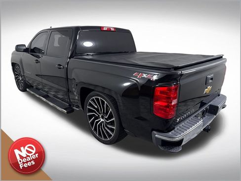 Used 2018 Chevrolet Silverado 1500 LT w/ All Star Edition AWD/4WD image 6