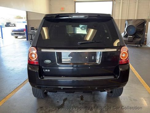 Used 2014 Land Rover LR2 AWD/4WD image 6