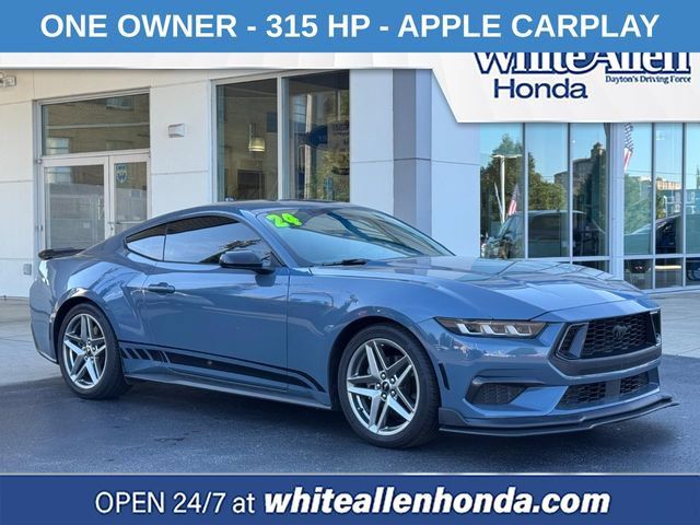 Used 2024 Ford Mustang Coupe RWD image 1