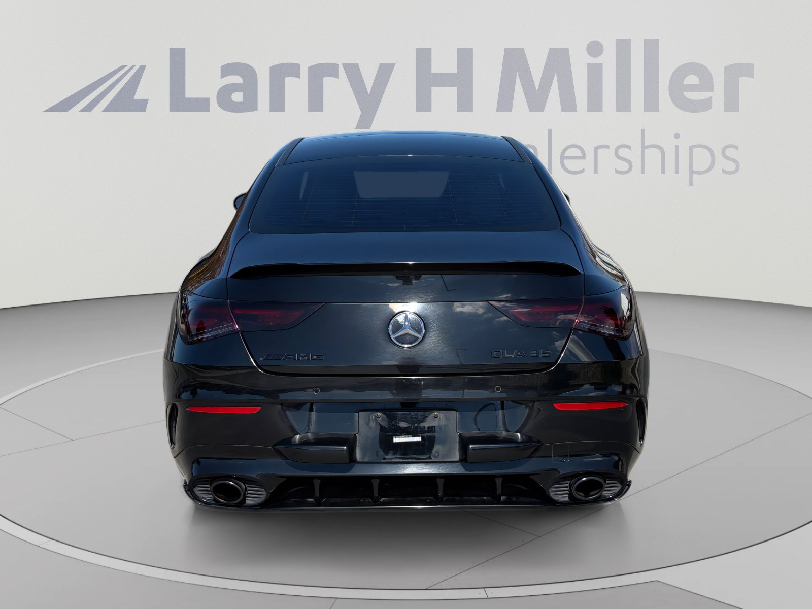 Used 2022 Mercedes-Benz CLA 35 AMG 4MATIC image 4