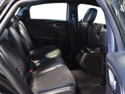 Used 2015 Chrysler 200 S w/ Comfort Group image 28