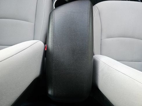 Used 2015 Kia Optima LX image 31