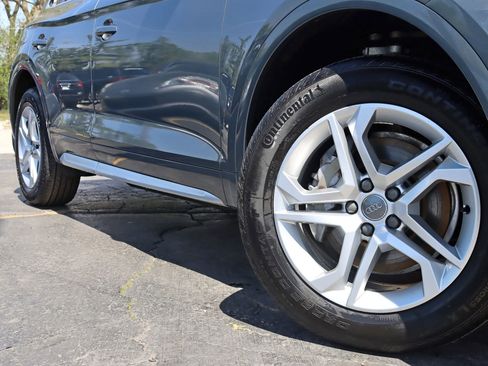 Used 2019 Audi Q5 2.0T Premium w/ Convenience Package AWD/4WD image 5