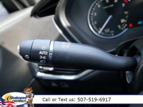 Used 2020 Cadillac XT4 Premium Luxury image 18