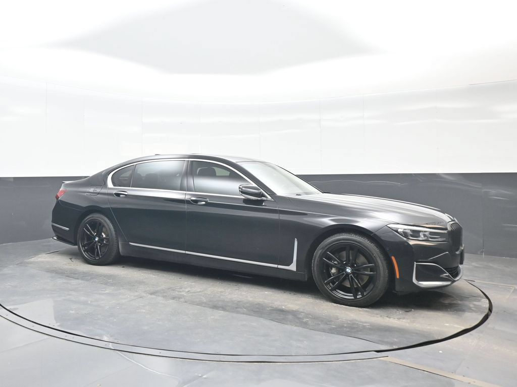 Used 2022 BMW 740i xDrive w/ Premium Package AWD/4WD image 8